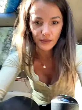 Snapshot of fit_vic chatting on 09-18-25, 12:40 fit vic online show from 09-18-25, 12:40