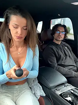 Snapshot of fit_vic chatting on 10-01-25, 04:40 fit vic online show from 10-01-25, 04:40