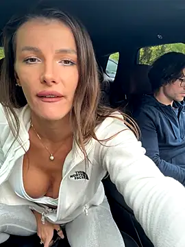 Snapshot of fit_vic chatting on 10-10-25, 10:47 fit vic online show from 10-10-25, 10:47