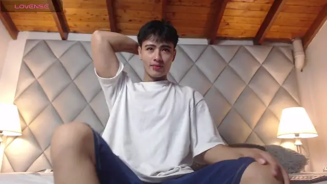 Clement Reyes online show from 09-21-25, 12:18