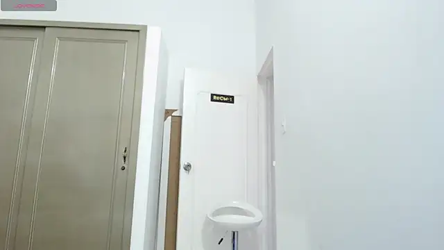 IslaRose7 online show from 10-07-25, 01:30