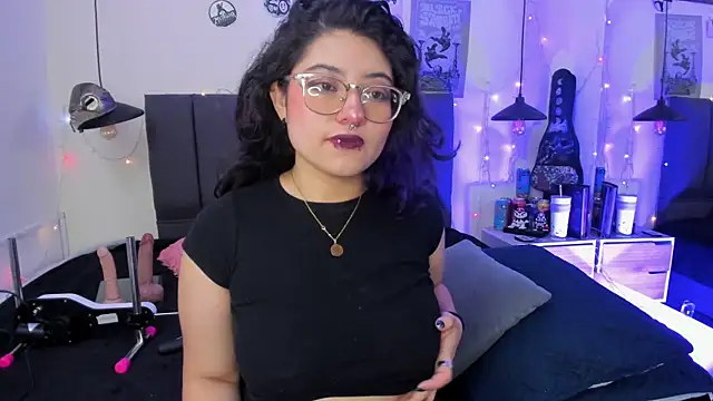 Snapshot of SabrinaV_ chatting on 06-09-26, 11:22 SabrinaV online show from 06-09-26, 11:22