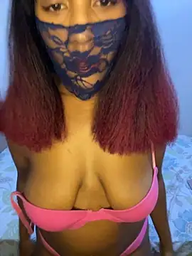 Snapshot of morjana2001 chatting on 11-15-25, 11:21 morjana2001 online show from 11-15-25, 11:21