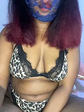 Snapshot of morjana2001 chatting on 12-04-25, 10:29 morjana2001 online show from 12-04-25, 10:29