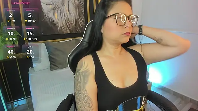 Snapshot of nare_celebi_ chatting on 10-07-25, 07:44 nare celebi online show from 10-07-25, 07:44