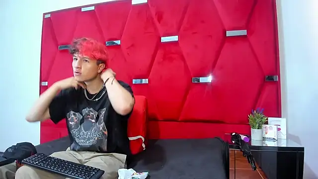 ANLLELOAndANGELA online show from 09-30-25, 02:44