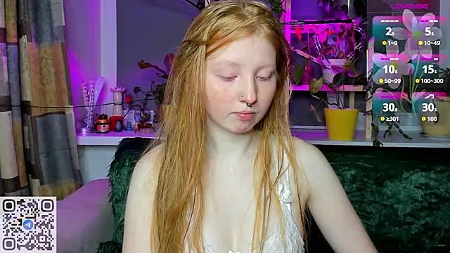 Snapshot of RitaSweety18 chatting on 11-28-25, 10:34 RitaSweety18 online show from 11-28-25, 10:34