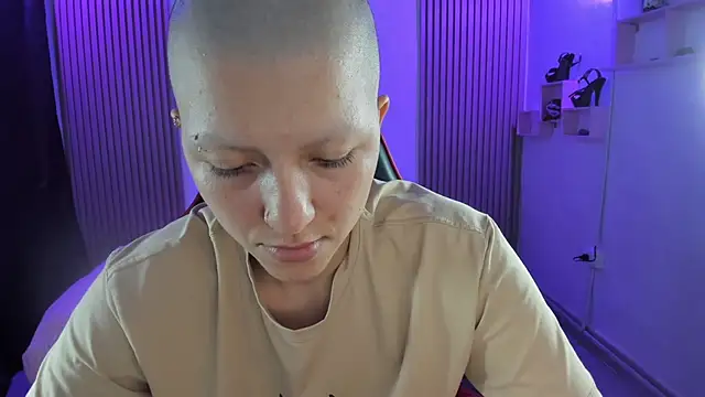 Snapshot of nicocoox chatting on 06-05-26, 06:52 nicocoox online show from 06-05-26, 06:52