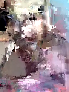 Snapshot of little_onixx chatting on 10-05-25, 05:33 little onixx online show from 10-05-25, 05:33