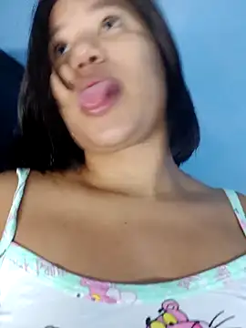 Snapshot of little_onixx chatting on 10-12-25, 12:26 little onixx online show from 10-12-25, 12:26