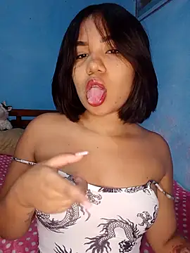 Snapshot of little_onixx chatting on 11-07-25, 12:05 little onixx online show from 11-07-25, 12:05