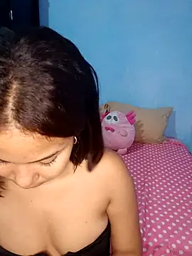 Snapshot of little_onixx chatting on 11-09-25, 04:38 little onixx online show from 11-09-25, 04:38