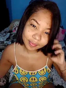 Snapshot of little_onixx chatting on 11-14-25, 12:59 little onixx online show from 11-14-25, 12:59