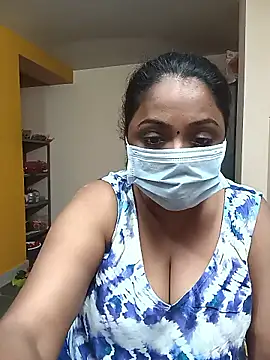 queendivya online show from 01-19-26, 01:04