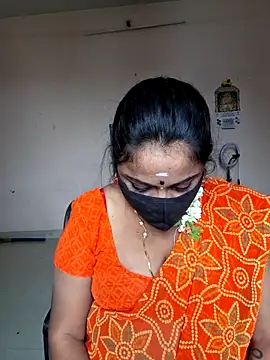 queendivya online show from 06-14-26, 04:58