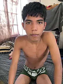 Snapshot of P4NT0J4 chatting on 01-15-26, 10:57 P4NT0J4 online show from 01-15-26, 10:57