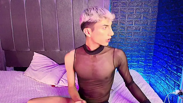 Erick Velveth online show from 11-18-25, 04:50