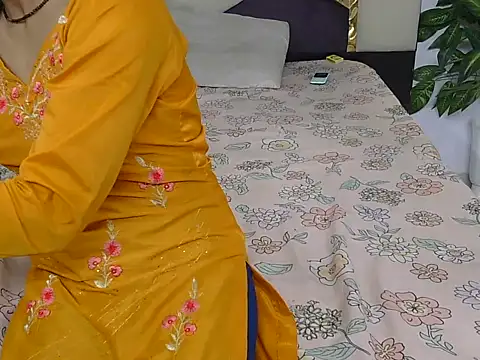 Lovelyy-couple online show from 11-15-25, 10:56