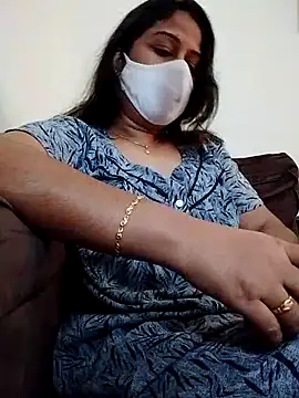 Snapshot of TAMIL_AMMUSRI chatting on 10-27-25, 07:23 TAMIL AMMUSRI online show from 10-27-25, 07:23