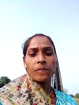 Snapshot of Hot_reshmaji chatting on 10-20-25, 10:49 Hot reshmaji online show from 10-20-25, 10:49