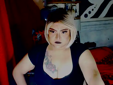 Snapshot of misstresbigcockXXp chatting on 09-20-25, 08:04 misstresbigcockXXp online show from 09-20-25, 08:04