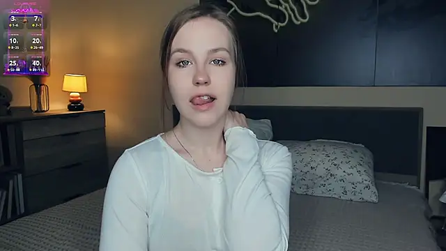 MaliaBourraine online show from 10-14-25, 07:09