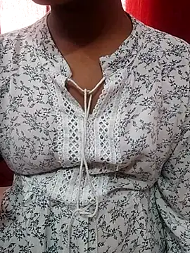 pari rani7 online show from 10-31-25, 03:40