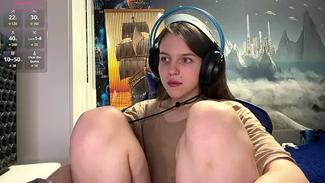 Elira Breeze online show from 03-15-26, 06:03