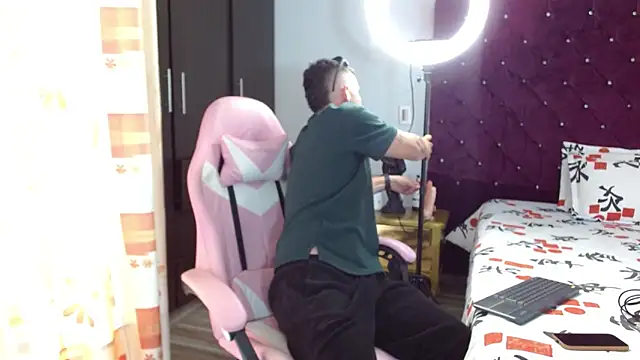 BooyHott  online show from 11-10-25, 06:51