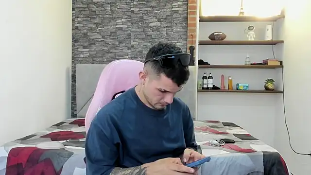 BooyHott  online show from 03-08-26, 09:07