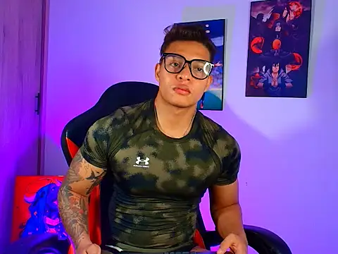 evan greey online show from 10-14-25, 01:45