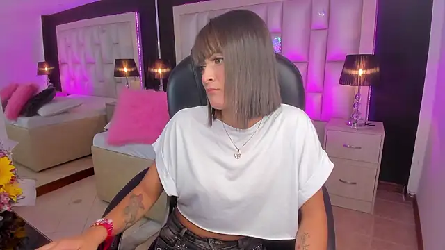 LuisaJonnes  online show from 03-09-26, 03:16