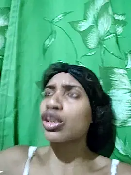 Barbiefox24 online show from 10-21-25, 05:52