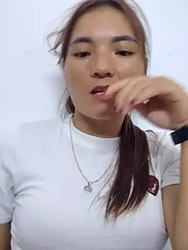 Snapshot of phuongxinhxan chatting on 10-02-25, 10:55 phuongxinhxan online show from 10-02-25, 10:55