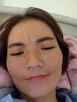 Snapshot of phuongxinhxan chatting on 10-16-25, 04:57 phuongxinhxan online show from 10-16-25, 04:57