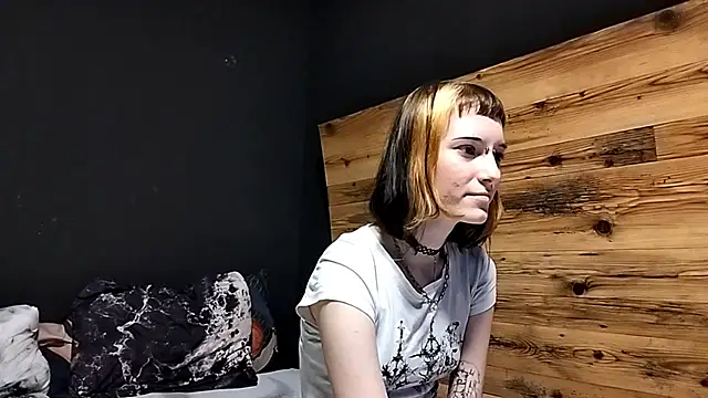 JenaeRadloff online show from 10-07-25, 06:21