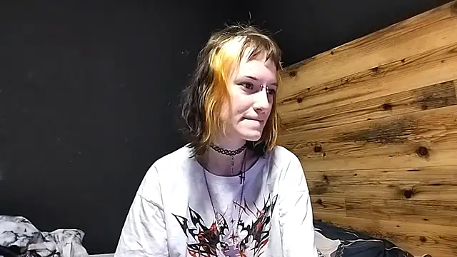 JenaeRadloff online show from 10-22-25, 06:46