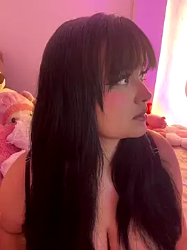 Snapshot of Mericute_ chatting on 12-20-25, 02:29 Mericute online show from 12-20-25, 02:29