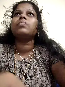 sweetqueen143 online show from 10-01-25, 05:30