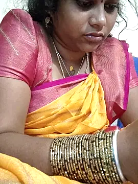 sweetqueen143 online show from 10-18-25, 05:46