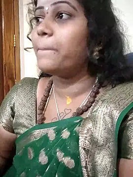 sweetqueen143 online show from 10-22-25, 03:56