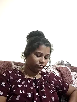 sweetqueen143 online show from 12-05-25, 03:52