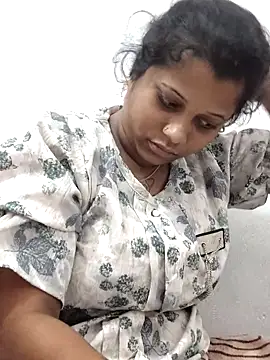 sweetqueen143 online show from 02-22-26, 04:24