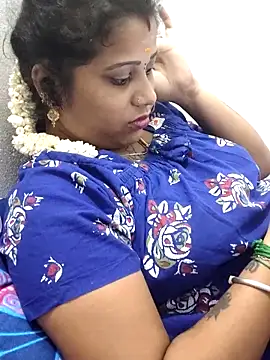 sweetqueen143 online show from 04-05-26, 05:43