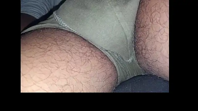 Black runner online show from 10-14-25, 04:02