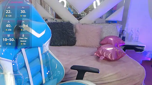 Gyal 8  online show from 11-14-25, 03:05