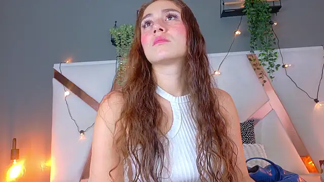 MyApril   online show from 11-04-25, 11:42