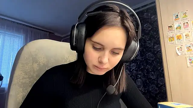 MollyPartey online show from 09-30-25, 02:22