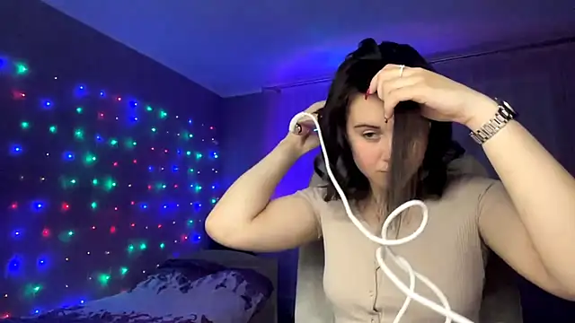 MollyPartey online show from 10-12-25, 03:55