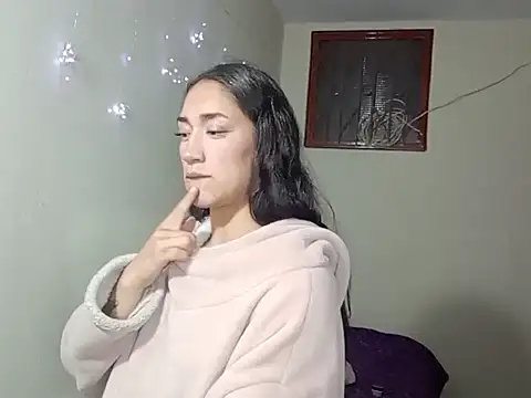 Miia  strog online show from 12-15-25, 02:27